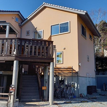 Orange Cabin Inn Far From Station Fujikawaguchiko Eksteriør bilde